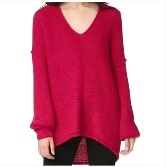 Free People All Mine Sweater Oversized Alpaca in Raspberry Boho V-Neck Medium - Picture 1 of 7
